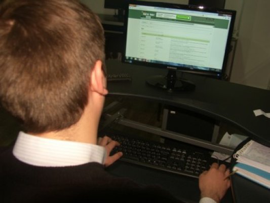 Sfaturile poliţiştilor pentru a nu deveni o victimă a cumpărăturilor online